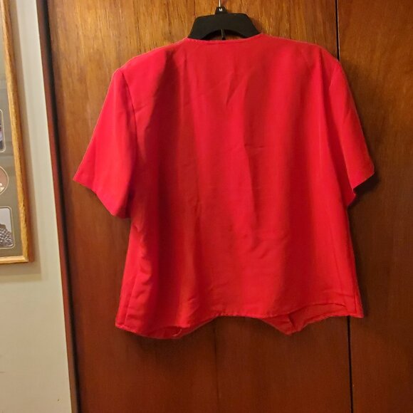 Red Blouse - Picture 4 of 4